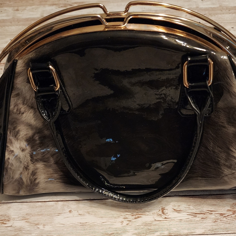 D'Orcia Black Handbag Patent Leather with Unique Closure